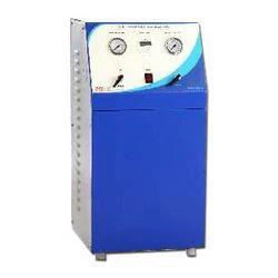 Gas generator